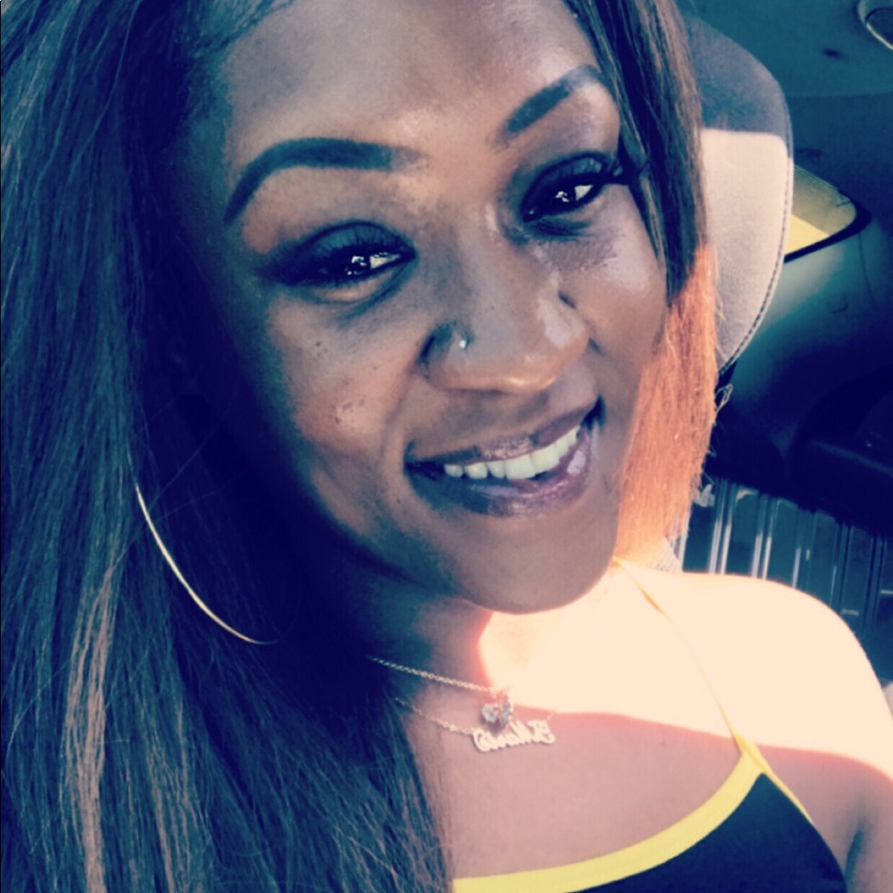 Meet your Posher, Tarasha